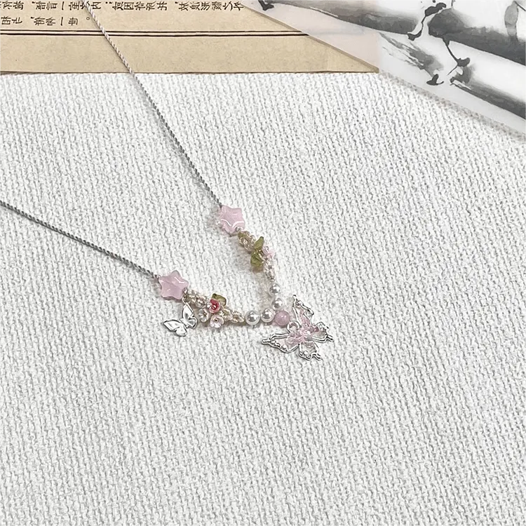 Chic Floral Butterfly Necklace