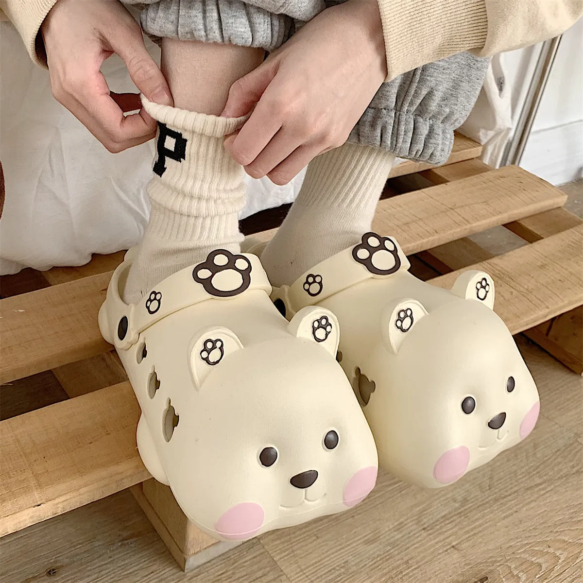 Cute three-dimensional bear slippers KF82663