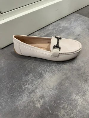 Kelsi S258 Neutral Loafer