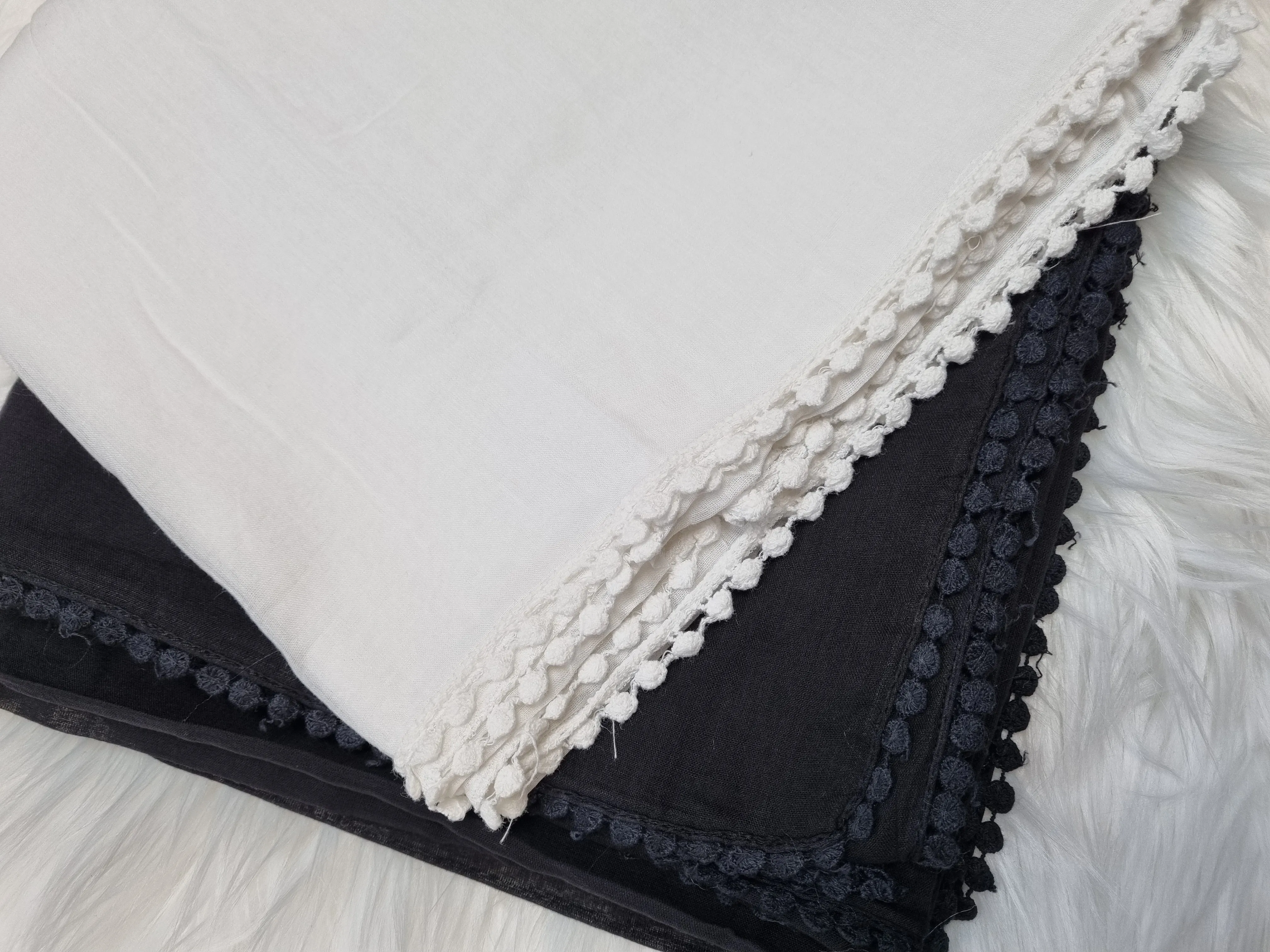 Lace Border Cotton Shawl