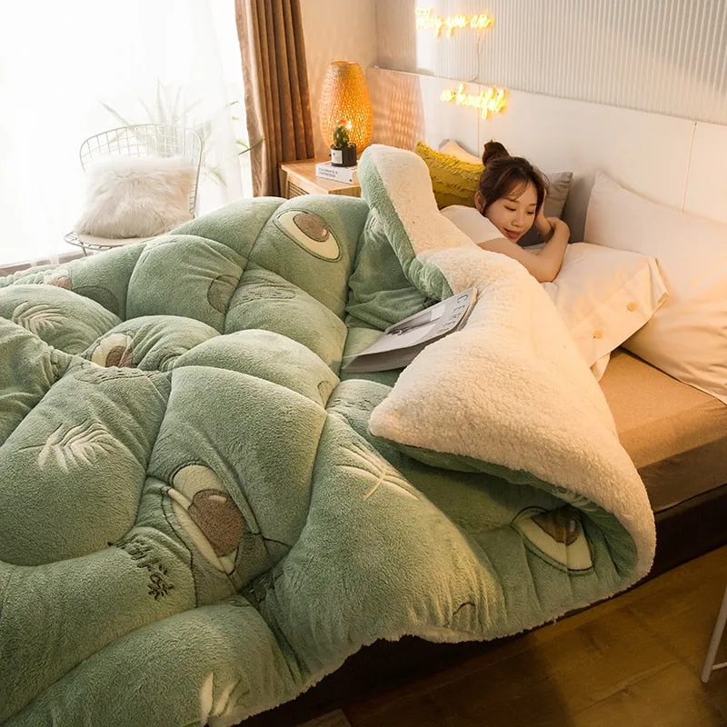 Luxuriously Warm Plush Super Thick Bed Quilt