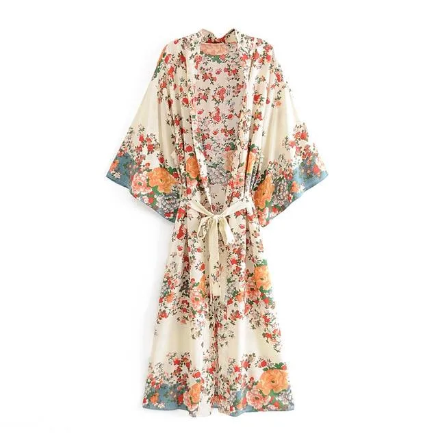 STELLA Boho Chic Floral Kimono