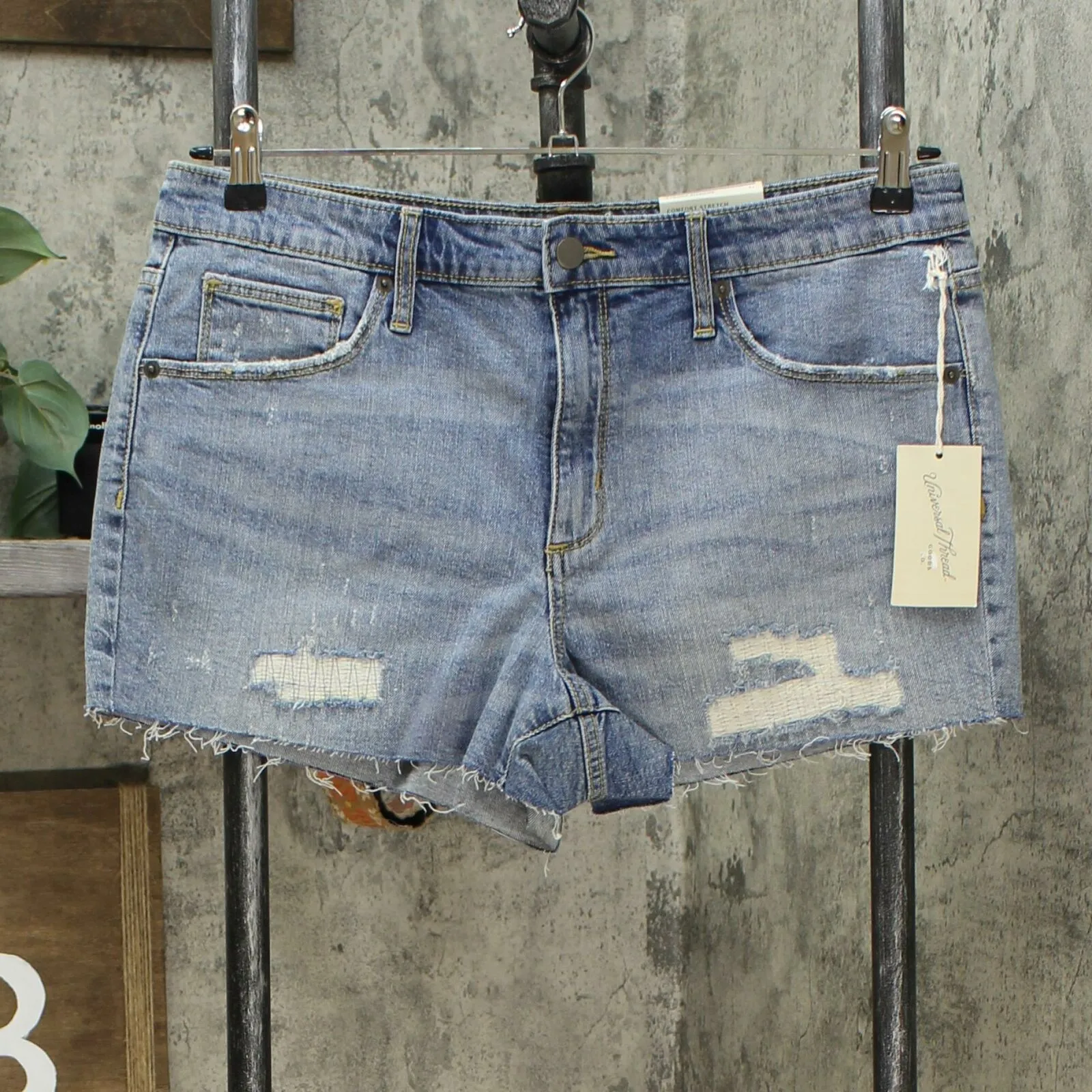 Universal Thread Women's High-Rise Raw Hem Jean Shorts